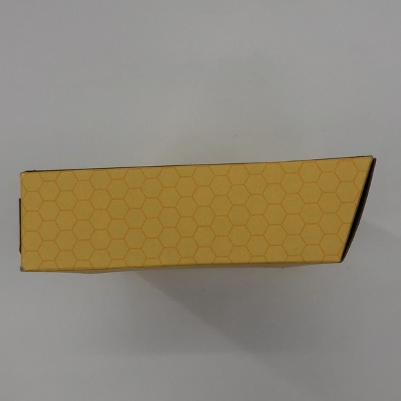 Burts Bees Tips Toes Kit 6 Pieces Hand Salve Cuticle Creams Lip Balm Travel NEW - Picture 6 of 7